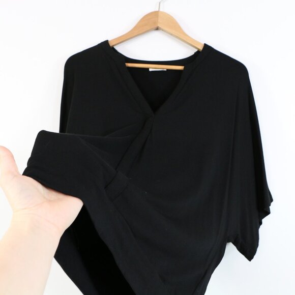 *Terrera Black V Neck Blouse - Picture 5 of 7